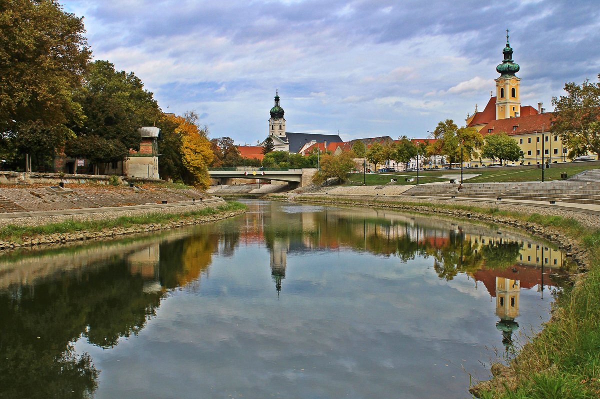 Győr downtown, River Rába